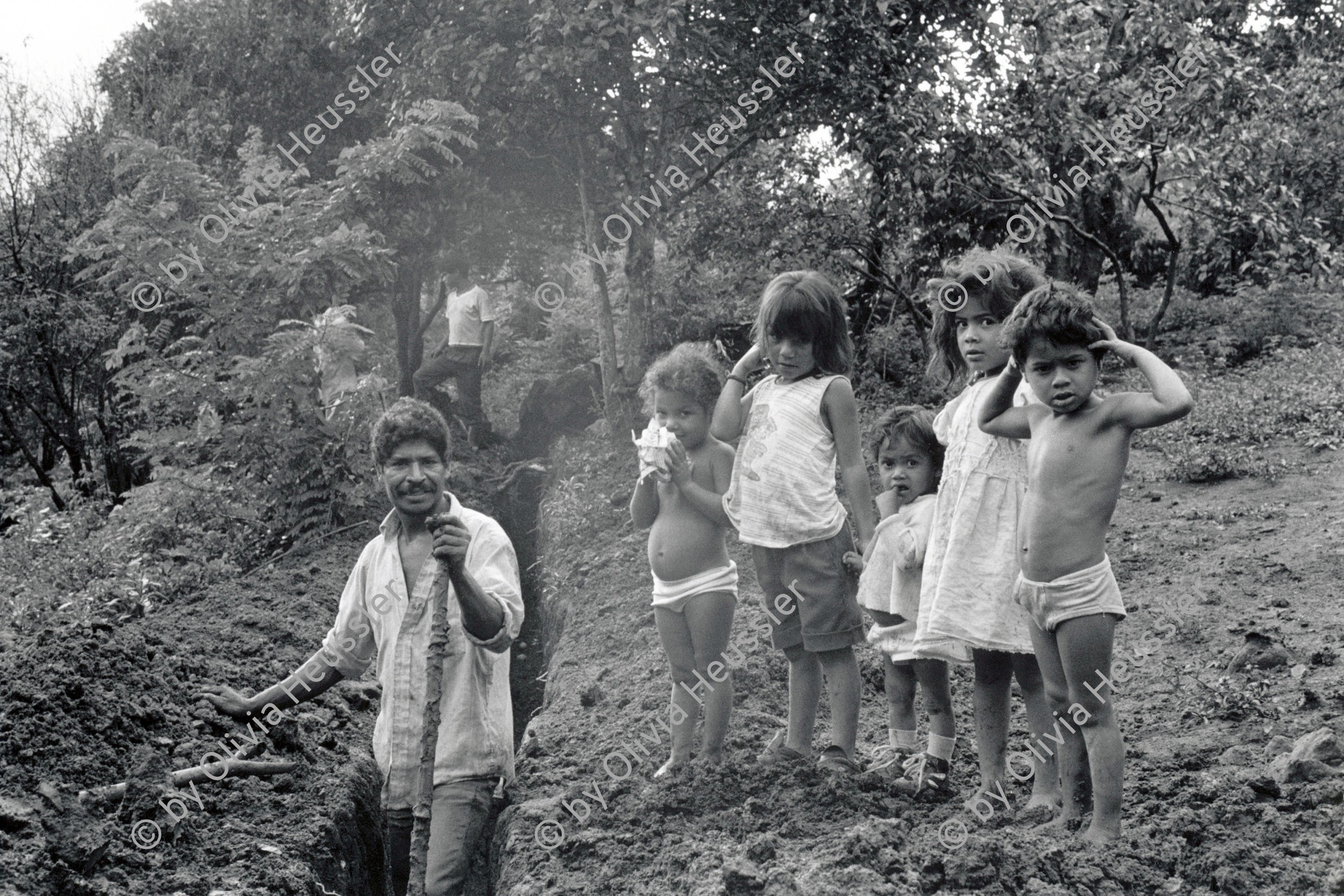Image of sheet 19940580 photo 24: © 1993, Olivia Heussler / www.clic.li