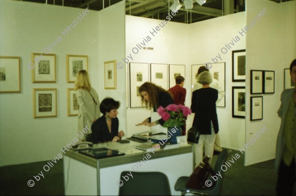 Image of sheet 19941560 photo 15: Arte in Basel Ann Mandelbaum Photographin New York Brooklyn in Gordevio Haus