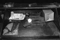 Image of sheet 19950200 photo 28: Die Hände des Arbeiters sind gegärbt von den starken Substanzen der Tabakpflanze. Er verdient 2 US-$ im Tag und dreht bis 500 Cigarren im Tag. Esteli Nicaragua 1995 √
tobacco cigars cigar production factory manual handmade hand worker work working