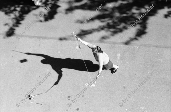 Image of sheet 19950380 photo 24: Erismannhof fest Schatten spielender Kinder. 1995 Zürich Schweiz Switzerland