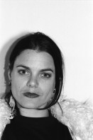 Image of sheet 19950390 photo 33: Portrait Michelle Handelman Autorin des Dokumentarfilms über die Lesben szene in San Franzisco Xenix Zürich 
Michelle Handelman (born in Chicago, Illinois) is an American video installation artist, filmmaker, photographer, performer, writer and professor.
Michelle Handelman ist Autorin des Dokumentarfilms 'Bloodsisters' und lebt in San Francisco. Zürich, 2. Nov. 1995