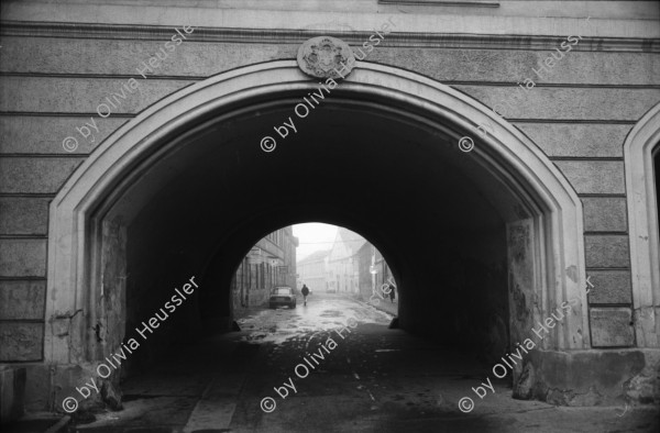 Image of sheet 19950470 photo 13: gemischt Personen Minkoff Ohlesen tanzen  König Pfaff Kia Motors Bahnhof  Roma raucht Portrait