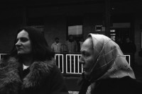 Image of sheet 19950470 photo 27: gemischt Personen Minkoff Ohlesen tanzen  König Pfaff Kia Motors Bahnhof  Roma raucht Portrait