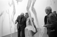 Image of sheet 19951510 photo 11: Ausstellung Vernissage von Valery Heussler in Basel Metallplastikerin Bildhauerin Künstlerin Kanton Aargau √ Schweiz 1995
Der Kreis 48 war eine Basler Künstlergruppe, die sich im Jahr 1948 auf Initiative von Max Kämpf bildete.
art swiss

© 1995, OLIVIA HEUSSLER / www.clic.li