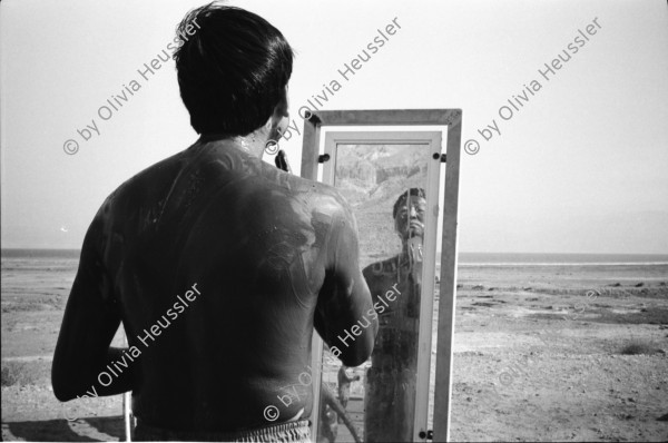 Image of sheet 19960040 photo 33: people bath dead sea
Israel Palestine 1996 Totes Meer