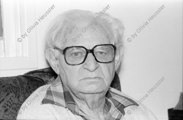 Image of sheet 19960070 photo 35: Portrait Dan Maas, Israel Palestine 1996.