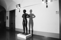 Image of sheet 19960210 photo 2: Ausstellung Alis Guggenheim im Stadthaus 3. Stock Zürich Figuren Frau 1928