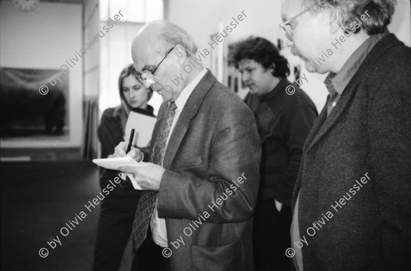 Image of sheet 19960270 photo 6: Lesung Maria Becker im Stadthaus anlässlich Ausstellung Alis Guggenheim 1896 -1996 Gedichte und Auszug aus Tagebuch. Maja Wicki Brigitte Walz Richter Olivia Nr. 35 Ruth Guggenheim Lars Müller 

Ryszard Kapuściński (Polish pronunciation: [ˈrɨʂart kapuɕˈt͡ɕiɲski] ( listen); March 4, 1932 – January 23, 2007) was a Polish journalist and writer whose dispatches in book form brought him a global reputation. Also a photographer and poet, he was born in Pińsk—now in Belarus—in the Kresy Wschodnie or eastern borderlands of the second Polish Republic, into poverty: he would say later that he felt at home in Africa as "food was scarce there too and everyone was also barefoot".[1] Kapuściński himself called his work "literary reportage",[2] and reportage d'auteur.[3] In the English-speaking world, his genre is sometimes characterised as "magic journalism" (in counterpoint to magic realism), a term coined for him by Adam Hochschild in 1994. More recently, during the period since his death, scholars have indicated the similarities between Kapuściński's style of writing and the traditional Polish form known as the gawęda szlachecka. He was one of the top Polish writers most frequently translated into foreign languages, having been surpassed on this count only by the Nobel Prize-winner, Wisława Szymborska.

mit Toni Linder DEH in Baden Sitzung und Besprechung Photobuch  Zürich 1996