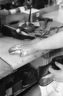 Image of sheet 19960360 photo 20: Ticino Tessin Schweiz. 20.05.96  1996 Shoes factory south Switzerland business manufactor √ women woman work working