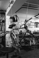 Image of sheet 19960420 photo 10: Fahrradwerstatt Tandem Sexshop in Tankstelle Im stillgelegten Stahlwerk Monteforno der Von Roll in Bodio, Schweiz. 05.96

Out of: 
Schichtwechsel, Rotpunktverlag 
Jour ouvrable , Edition d'en bas
Per chi suona la sirena, Editione Casagrande
SMUV UNIA