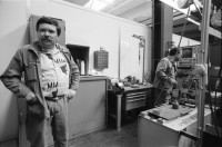 Image of sheet 19960422 photo 27: work industry factory worker
Using a robot in the assembly hall of ABB Turbo Systems Ltd.  Baden Canton Aargau Switzerland