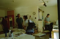 Image of sheet 19980170 photo 15: Dynamo Grafikkurs EA  Ursi Tonstudio Urs Hirscher Zürich Schweiz sound studio music 1998
Grafikkurs im städtischen Jugendkulturhaus Dynamo Zürich 05.98  Zürich, Schweiz 
graphics course Switzerland Europe 
© 1998, Olivia Heussler