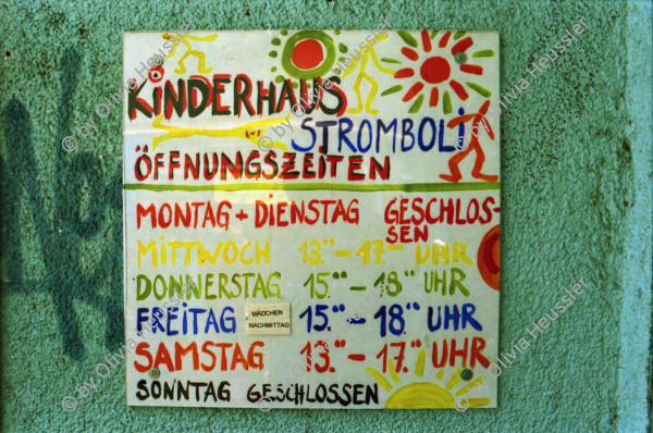 Image of sheet 19980220 photo 17: Kinderhaus Stromboli Kinder Gruppe Amt für Soziokultur Zürich 05.98 Zürich, Kreis fünf 5 Zollstrasse Schweiz Switzerland Europe
© 1998, Olivia Heussler