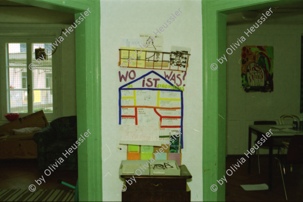 Image of sheet 19980220 photo 22: Kinderhaus Stromboli Kinder Gruppe Amt für Soziokultur Zürich 05.98 Zürich, Kreis fünf 5 Zollstrasse Schweiz Switzerland Europe
© 1998, Olivia Heussler