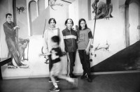 Image of sheet 19980310 photo 19: Zentrum Hardau Mittagstisch Töggeli Kasten Tischfussball Ping Pong
Lunch for students