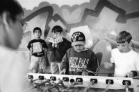 Image of sheet 19980310 photo 8: Zentrum Hardau Mittagstisch Töggeli Kasten Tischfussball Ping Pong
Lunch for students