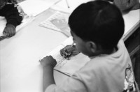 Image of sheet 19980360 photo 25: frtsg. Quartierhaus Kreis 5 tamilische Kinder lernen deutsch Jugendliche aus Ex-Jugoslawien Silvia Grilles 19