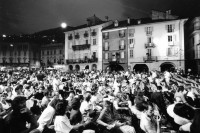 Image of sheet 19980390 photo 32: Locarno Filmfestival Piazza Filmvorführung  Nacht Tessin Schweiz Swiss Filmfest Switzerland Canton Ticino Night projection