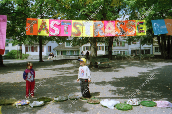 Image of sheet 19980420 photo 12: 1. Spielgruppentag auf dem Lindenhof