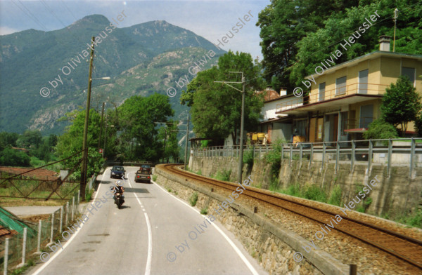 Image of sheet 19980450 photo 33: Kantonsstrasse Valle Maggia mit Maggia