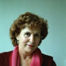 Image of sheet 20000120 photo 1: Die Schweizer Schriftstellerin Eveline Hasler Portrait Literatur
Eveline Hasler (* 22. März 1933 in Glarus) ist eine Schweizer Schriftstellerin für die Schweizer Familie in ihrer Wohnung in Zürich