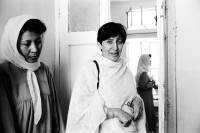 Image of sheet 20010071 photo 25: Die afghanische Aerztin Dr. Sima Samar Mehr Abad, Quetta, Pakistan 2001.
