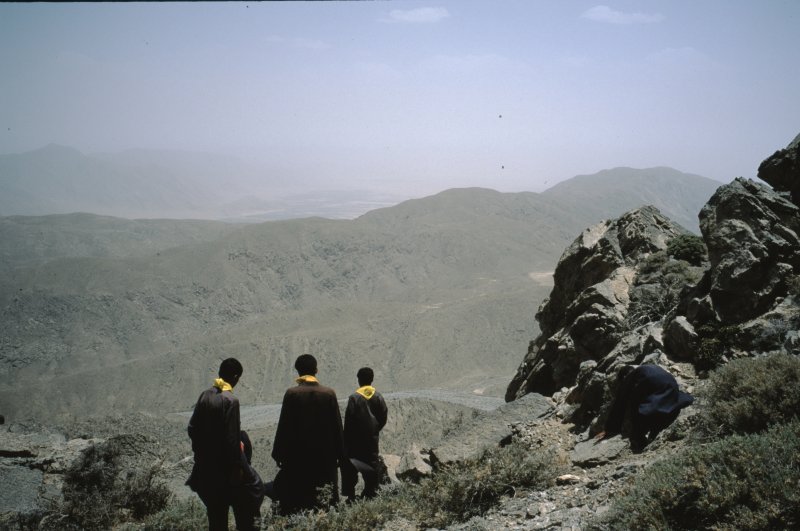 Image of sheet 20013014 photo 9: Expedition on Mount Chiltan with Boy Scouts, (Koh-i-Chiltan) of the Sulaiman Mountains, in the Quetta District of Balochistan Province, Pakistan 2001.