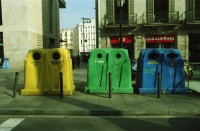 Image of sheet 20020030 photo 12: Kreuzfahrt Costa Ramblas Barcelona Spanien Schiff Che Guevara Palmen Kunst Gabrielle Attinger Alis Heussler Recycling Tanks Container Strassenwischer