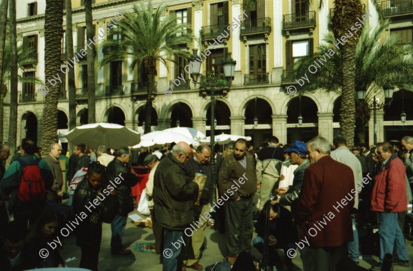 Image of sheet 20020030 photo 21: Kreuzfahrt Costa Ramblas Barcelona Spanien Schiff Che Guevara Palmen Kunst Gabrielle Attinger Alis Heussler Recycling Tanks Container Strassenwischer