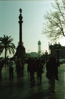 Image of sheet 20020030 photo 4: Kreuzfahrt Costa Ramblas Barcelona Spanien Schiff Che Guevara Palmen Kunst Gabrielle Attinger Alis Heussler Recycling Tanks Container Strassenwischer