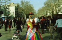Image of sheet 20020030 photo 8: Kreuzfahrt Costa Ramblas Barcelona Spanien Schiff Che Guevara Palmen Kunst Gabrielle Attinger Alis Heussler Recycling Tanks Container Strassenwischer