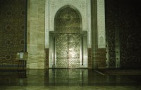 Image of sheet 20020060 photo 28: Wasserträger traditionell 
König Hassan Moschee Alis 
Taubenschwarm