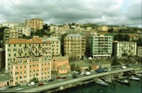 Image of sheet 20020130 photo 33: Personal Bedienung auf dem Kreuzfahrtschiff der Costa Viktoria Ankunft in Savona

Ferien Schifffahrt kreuzfahrt Spielcasino Familie macht Ferien Vergnügungssaal Angebot
Hafen von Savona Altstadt vom Schiff aus Personal Angestellte Arbeiterin aus den Filippinen