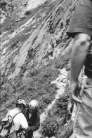 Image of sheet 20020400 photo 6: Gotthardstrasse Gotthard
Schöllenen Suwarow-Denkmal Memorial 
Kletterer am Klettersteig
Kanton Uri, Schweiz Switzerland 2002 √