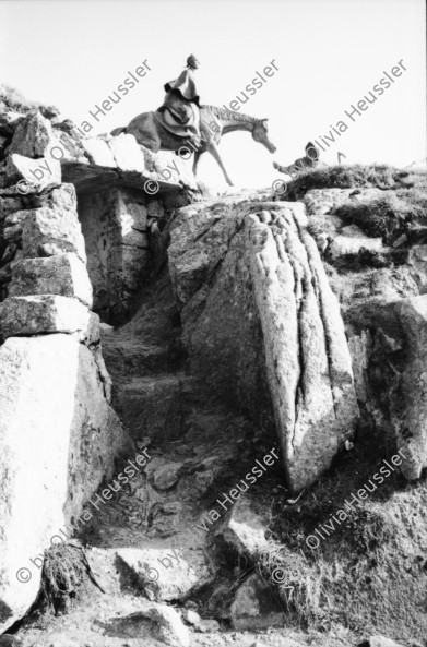 Image of sheet 20020480 photo 14: Gotthard Passhöhe Monument General Alexander Wassiljewitsch Suworow (1729–1800); 
Am 24. September 1799 eroberte er den St.-Gotthard-Pass von den Franzosen.  auf Pferd Denkmal Hospiz Cervelatstand Bratwurst