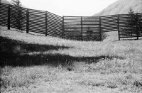 Image of sheet 20020530 photo 5: Kaserne Bedrina Fondo del Bosco über Airolo Heuwagen Forte Airolo Kanton Tessin, Ticino, Svizzera Schweiz, Switzerland
aus: Gotthard, das Hindernis verbindet.
