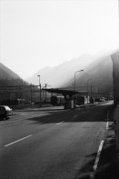 Image of sheet 20020540 photo 31: Gotthard Nationalstrasse Airolo Bahnhof Lastwagen Serviertochter Kirche Heuwagen
aus: Gotthard, das Hindernis verbindet Schweiz, Svizzera, Switzerland Kanton Tessin Ticino