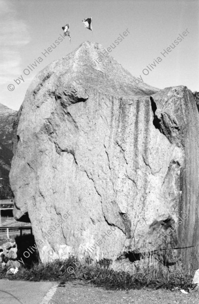 Image of sheet 20020600 photo 1: Militärmuseum Gotthard Hospiz
Hotel Jean Odermatt 'La Claustra' alte Festung 
Die 4.000 m2 grosse Anlage liegt nahe der Passhöhe tief im Berg auf 2.050 m ü.M. auf dem Gebiet der Tessiner Gemeinde Airolo.

Hospiz Gotthard Belüftung Militärmuseum Museo nazionale 
Teufelsstein Göschenen
aus: Gotthard, das Hindernis verbindet