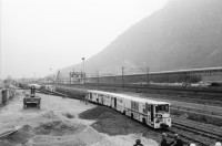 Image of sheet 20020770 photo 3: Verkehr
Segnung der TBM Tunnelbohrmaschine in der Neat Gotthard-Basistunnel im Beisein
Regierungsrat Marco Borradori und Peter Zbinden Vorsitzender der Geschäftsleitung AlpTransit Gotthard AG Einweihung der TBM beim Südportal in Bodio
Tunnelarbeiter  Aushub! Stollenbahn
arbeiter der Firma Herrenknecht an der TBM
Ely Riva TiPress Fotograf Nr. 5 neg