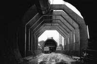 Image of sheet 20020780 photo 4: in der Neat Bahntunnel  AlpTransit Gotthard AG beim Südportal in Bodio
Tunnelbrust am Ende der Lockergesteinszone unmittelbar vor dem Durchbruch in die Oströhre
aus: Gotthard, das Hindernis verbindet.
Kanton Tessin Ticino, Svizzera, Schweiz, Switzerland