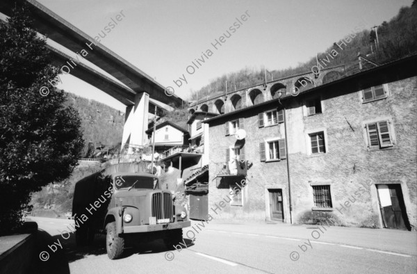 Image of sheet 20020880 photo 36: aus: Gotthard, das Hindernis verbindet. Leventina Kanton Tessin, Ticino, Schweiz Svizzera, Switzerland