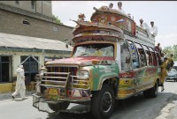 Image of sheet 20030110 photo 16: Ein typischer Autobus
Kunstvoll dekorierter Personenbus. 23/05/2003 Pakistan Punjab Murree Publictransportation by bus.