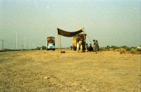 Image of sheet 20030160 photo 14: Pakistan Islamabad 
Afghans in Pakistan (Urdu: افغان مُہاجر, Muhajir Afghans) are refugees who fled Afghanistan during the 1980s Soviet war in their homeland into Pakistan.[2] As of March 2009, some 1.7 million registered Afghan nationals were reported to be still living in Pakistan. They are allowed to work and attend schools in the country until the end of 2012.[1]
Im Flüchtlingslager Slum F-11 leben seit 1985 55'000- 60'000 afghanische Flüchtlinge. Das Lager
Friedrich Neumann Stiftung Jeep Heute stehen auf dem Gelände des ehemaligen Flüchtlingslager moderne teure Wohnungen zum Kauf angeboten.