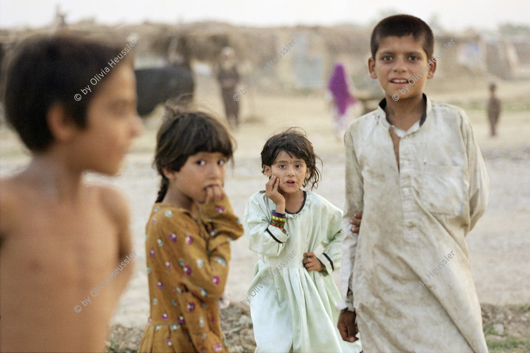 Image of sheet 20030190 photo 31: Knaben und Kinder Mädchen Im Flüchtlingslager des UNHCR für afghanische Flüchtlinge in Islamabad. F-11 Pakistan