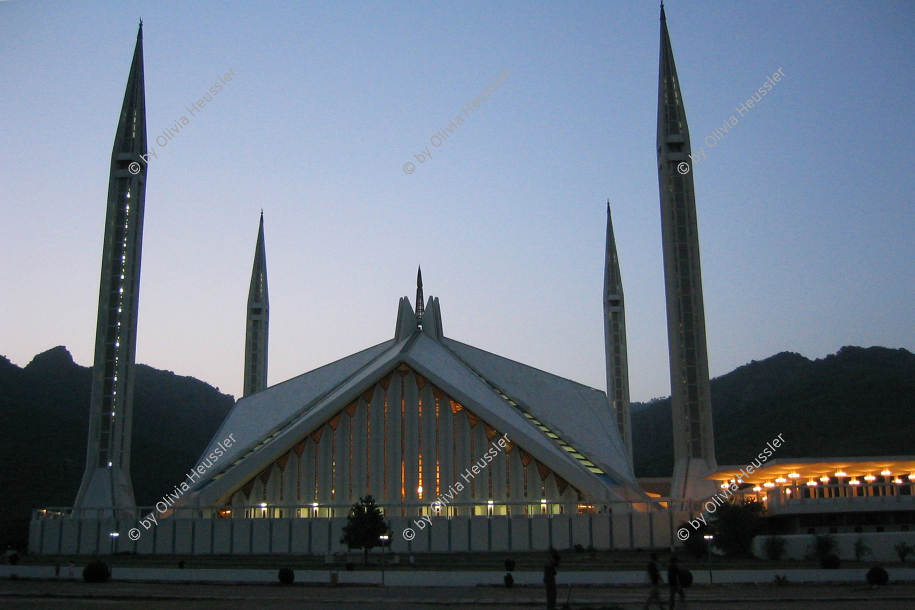 Image of sheet 20030518 photo 1: König Faisal Moschee in Islamabad Pakistan, 2003.
Mosque