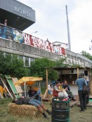 Image of sheet 20050730 photo 64: Occupation Squat housing live youth protest leck of creative camp occupied action creativity Schweiz swiss former Zurich stock exchange 
Alternative scene Art action