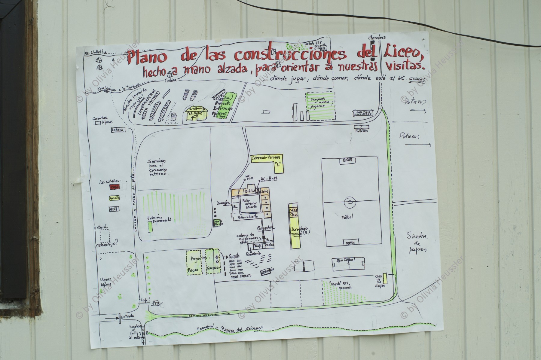 Image of sheet 20051204 photo 34: Plan de construcciones del Liceo Agricola El Llolly Paillaco Chile 2005
Constructional Plan 
Escuela Agricultural School, Weiler rund 100 km landeinwärts vom Pazifik und der Stadt Valdivia in der Region Los Rios, Südchile, gelegen. Internatschule für Landwirtschaft