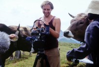 Image of sheet 20060725 photo 4: Tobias Dengler beim Dreh für Freiheitsfieber von Susanne Eigenheer, Alp Neaza, Graubünden 2006.