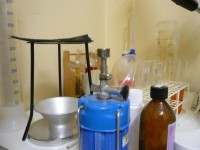 Image of sheet 20081015 photo 9: Produktion der Soglio-Kosmetik- Produkte in Soglio, Bergell Graubünden 2008.