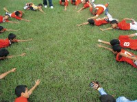 Image of sheet 20090511 photo 200: Nachwuchsspieler der «Gruppe Heussler» während eines
Trainings im Stadion der Unabhängigkeit. Estelí, 2007
Aus: «Der Traum von Solentiname» EPF, Zürich 
«El Sueño de Solentiname» IHNCA Managua p.222
